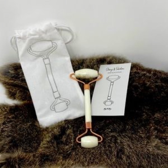 BNIB Jade roller - Picture 1 of 1